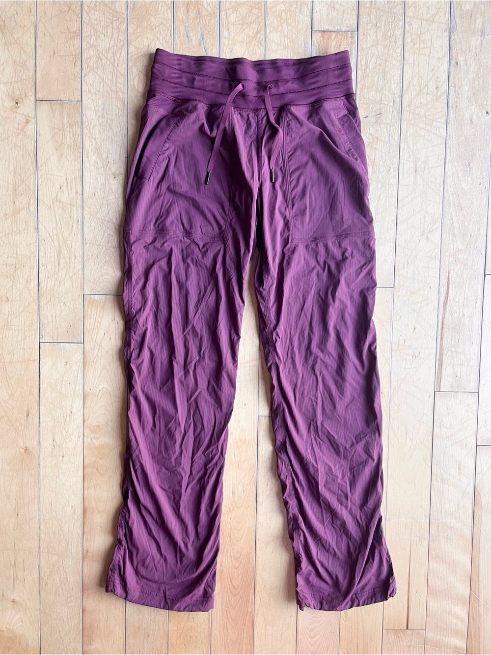 Lululemon Lightweight Relaxed Purple Burgundy Drawstring Jogger Pants Size Small